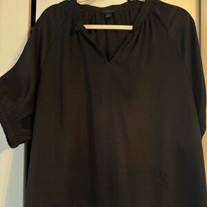 Ann Taylor Blouse Petite XL - so pretty!